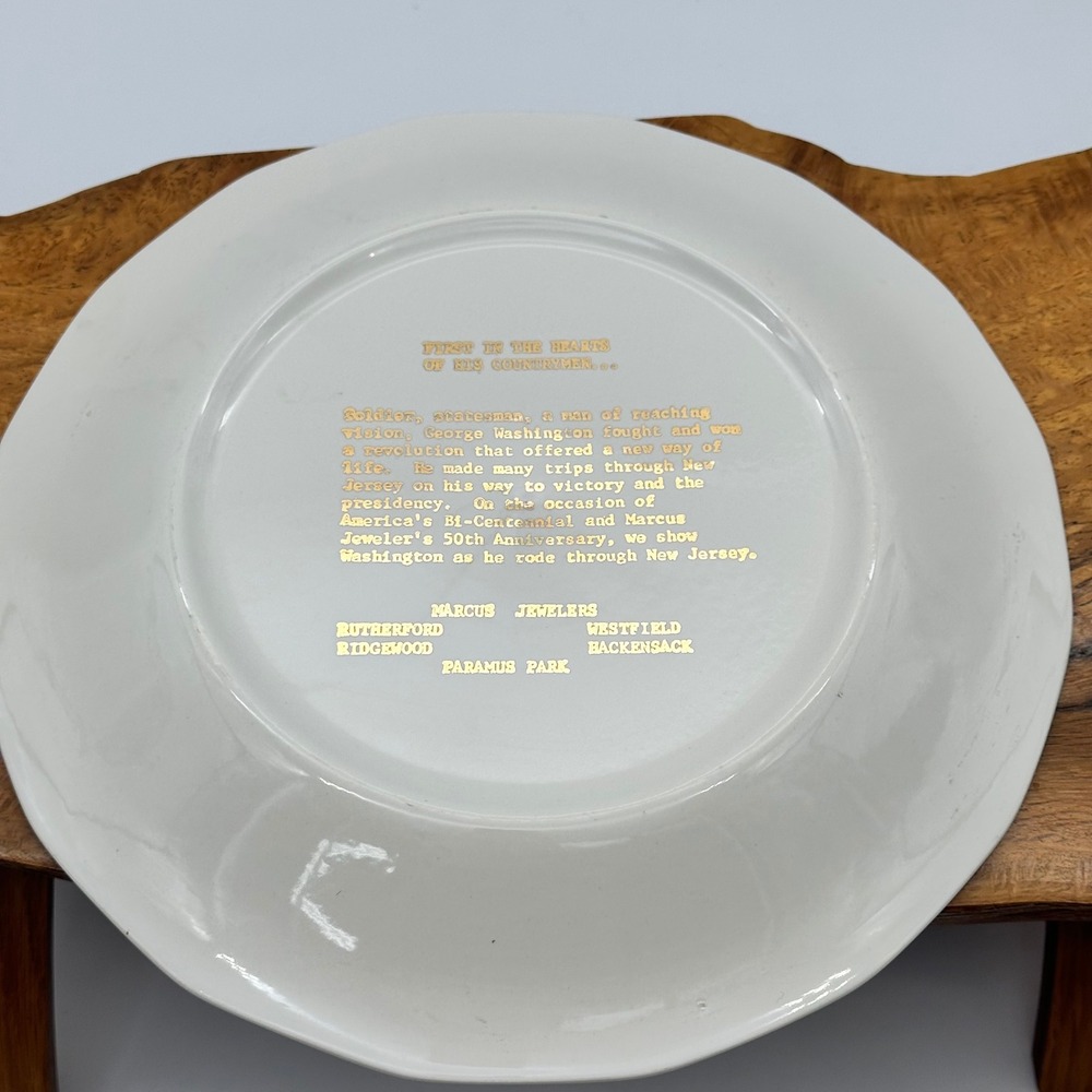 Marcus Jewelers George Washington 1776 Bicentennial Calendar Plate Gold Rim 1976 - Picture 4 of 5